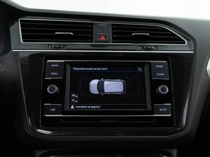 Внедорожник Volkswagen Tiguan 2018 года, 2177077 рублей, Москва