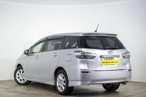 Минивэн Toyota Wish 2013 года, 1529000 рублей, Оренбург