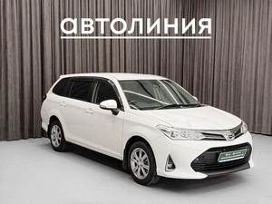 Универсал Toyota Corolla Fielder 2018 года, 1120000 рублей, Красноярск