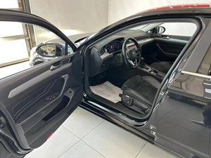 Седан Volkswagen Passat 2020 года, 1986000 рублей, Смоленск