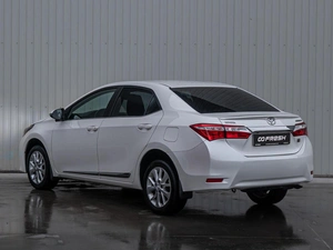 Седан Toyota Corolla 2014 года, 1520000 рублей, Краснодар