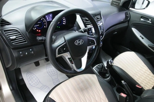 Хетчбэк Hyundai Solaris 2011 года, 698000 рублей, Солонцы
