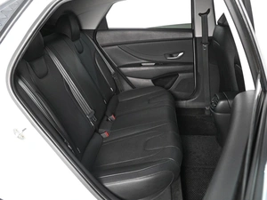 Седан Hyundai Elantra 2023 года, 2089000 рублей, Ростов-на-Дону