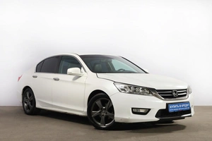 Седан Honda Accord 2013 года, 1949000 рублей, Новосибирск