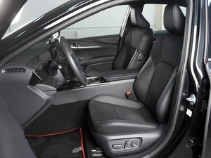 Седан Toyota Camry 2026 года, 4355000 рублей, Красный Пахарь