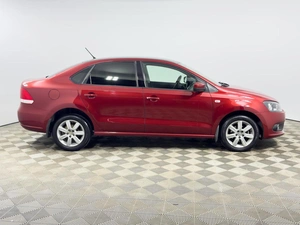 Седан Volkswagen Polo 2013 года, 849200 рублей, Казань