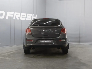 Хетчбэк Chevrolet Cruze 2014 года, 870000 рублей, Омск