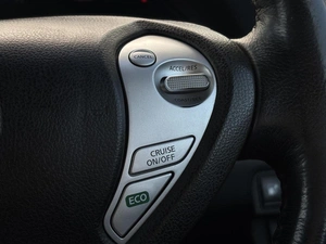 Хетчбэк Nissan Leaf 2016 года, 859000 рублей, Ижевск