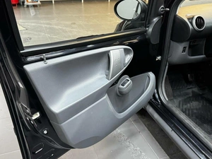 Хетчбэк Peugeot 107 2010 года, 497000 рублей, Красноярск