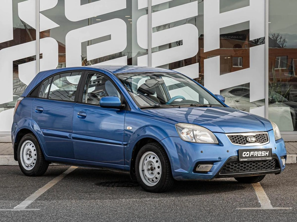 Хетчбэк Kia Rio 2009 года, 590000 рублей, Краснодар