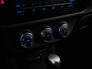 Седан Toyota Corolla 2013 года, 1350050 рублей, Москва