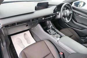 Хетчбэк Mazda 3 2021 года, 2069000 рублей, Красноярск