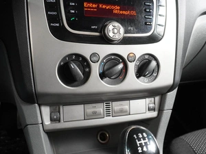 Седан Ford Focus 2010 года, 699000 рублей, Воронеж