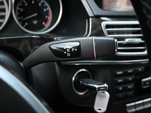 Седан Mercedes-benz E-класс 2013 года, 1684000 рублей, Кирилловка