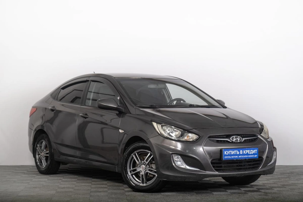 Седан Hyundai Solaris 2014 года, 839000 рублей, Томск