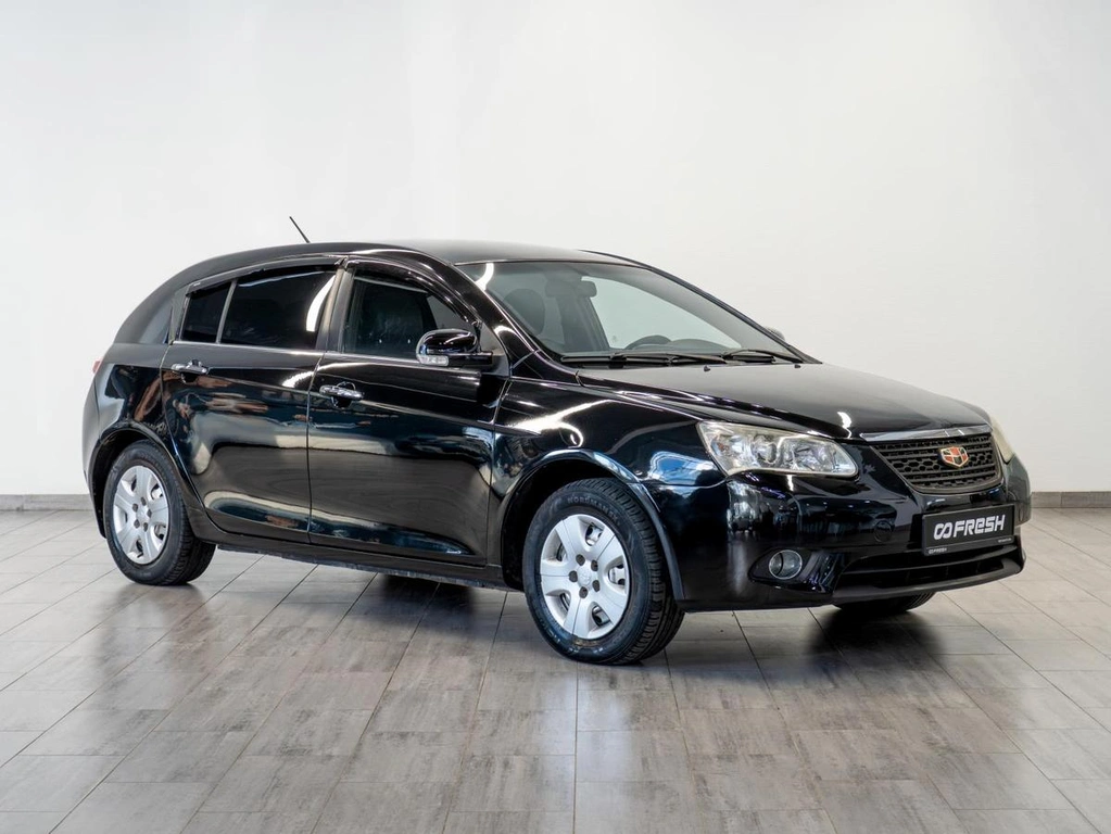 Хетчбэк Geely Emgrand EC7 2013 года, 469000 рублей, Саратов