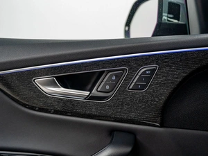 Внедорожник Audi Q8 2019 года, 5950000 рублей, Красноярск