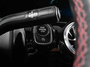 Седан Mercedes-benz CLA-класс 2019 года, 2835000 рублей, Ростов-на-Дону