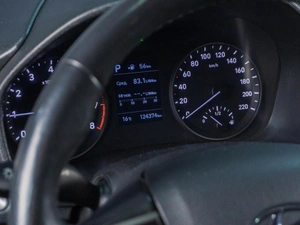 Седан Hyundai Solaris 2019 года, 1299000 рублей, Сургут