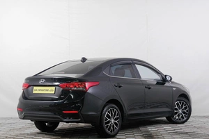 Седан Hyundai Solaris 2018 года, 1499000 рублей, Кемерово