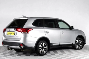 Внедорожник Mitsubishi Outlander 2017 года, 2389000 рублей, Челябинск
