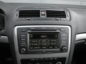 Лифтбек Skoda Octavia 2011 года, 949000 рублей, Кирилловка