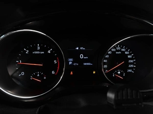 Минивэн Kia Carnival 2019 года, 2996000 рублей, Тюмень