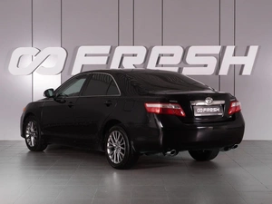 Седан Toyota Camry 2011 года, 1335000 рублей, Красный Пахарь
