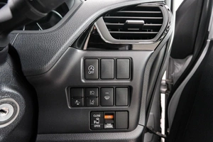 Минивэн Toyota Esquire 2016 года, 2439000 рублей, Красноярск