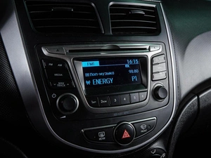 Седан Hyundai Solaris 2014 года, 1020000 рублей, Волгоград