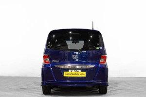 Минивэн Honda Freed 2015 года, 1249000 рублей, Барнаул