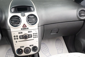 Хетчбэк Opel Corsa 2008 года, 399000 рублей, Оренбург
