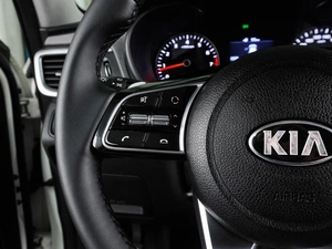 Седан Kia Optima 2019 года, 1819000 рублей, Воронеж