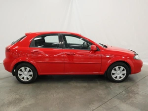 Хэтчбек Chevrolet Lacetti 2010 года, 690000 рублей, Курск