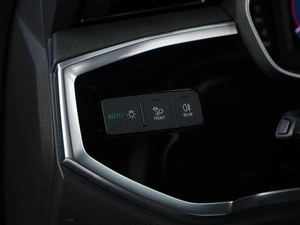 Внедорожник Audi Q3 2019 года, 2949050 рублей, Москва