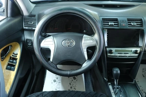 Седан Toyota Camry 2007 года, 999000 рублей, Омск