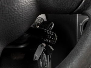 Хетчбэк Toyota Corolla 2005 года, 699000 рублей, Тюмень