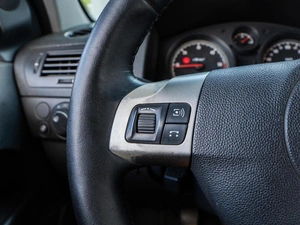 Хетчбэк Opel Astra 2007 года, 529000 рублей, Волгоград