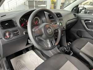 Седан Volkswagen Polo 2013 года, 687000 рублей, Солонцы