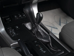 Внедорожник Toyota Land Cruiser Prado 2006 года, 2330000 рублей, Омск