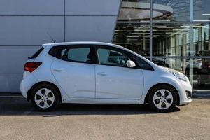 Минивэн Kia Venga 2012 года, 895000 рублей, Ярославль