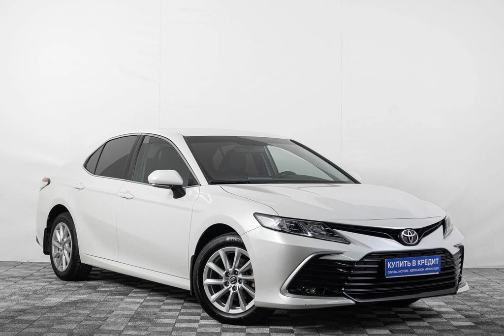Седан Toyota Camry 2021 года, 2899000 рублей, Кемерово