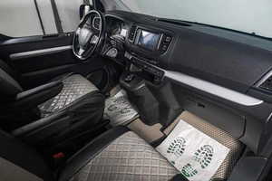Минивэн Peugeot Traveller 2018 года, 3039000 рублей, Томск