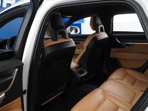 Универсал Volvo V90 Cross Country 2018 года, 2600999 рублей, Москва