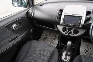 Хетчбэк Nissan Note 2012 года, 679000 рублей, Красноярск
