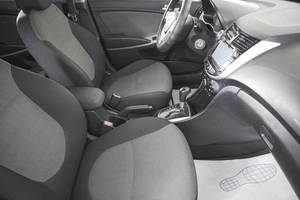 Седан Hyundai Solaris 2013 года, 949000 рублей, Кемерово