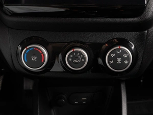 Седан Kia Rio 2015 года, 999000 рублей, Тюмень