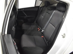 Седан Mazda 3 2013 года, 729900 рублей, Казань