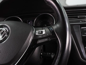 Внедорожник Volkswagen Tiguan 2018 года, 1865000 рублей, Воронеж
