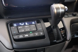 Минивэн Honda Stepwgn 2015 года, 1759000 рублей, Омск